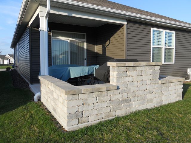 979 Crestview Lane, Pingree Grove, IL 60140