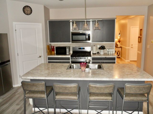 979 Crestview Lane, Pingree Grove, IL 60140