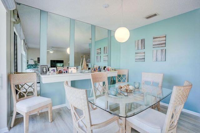 830 Windermere Way, Palm Beach Gardens, FL 33418