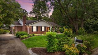 2903 Lamroc Road, Greensboro, NC 27407