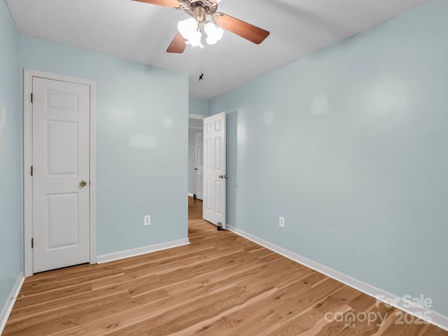 112 Serenity Circle, Hendersonville, NC 28792