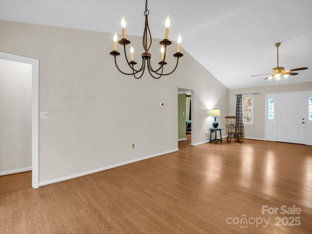 112 Serenity Circle, Hendersonville, NC 28792