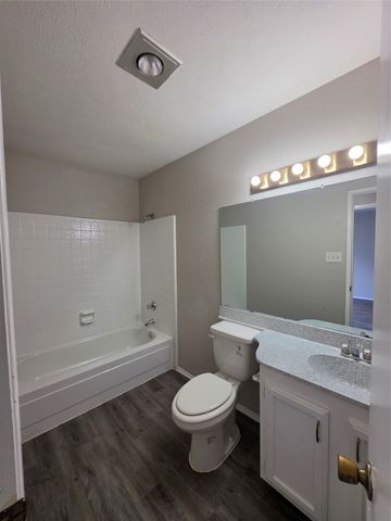 7129 Sorcey Road, Dallas, TX 75249