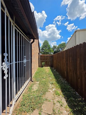 7129 Sorcey Road, Dallas, TX 75249
