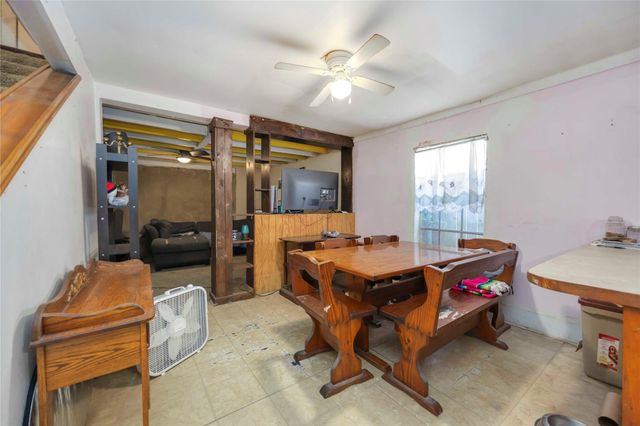 1806 State Street, Houston, TX 77007