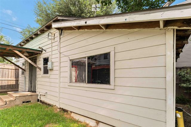 1806 State Street, Houston, TX 77007