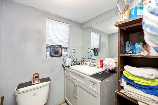 1806 State Street, Houston, TX 77007