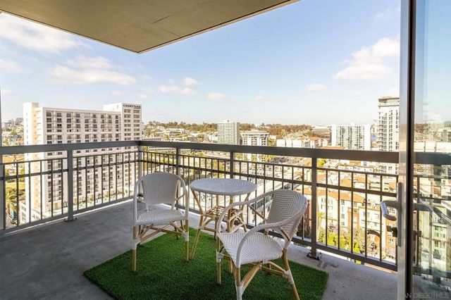 300 W Beech 1908, San Diego, CA 92101