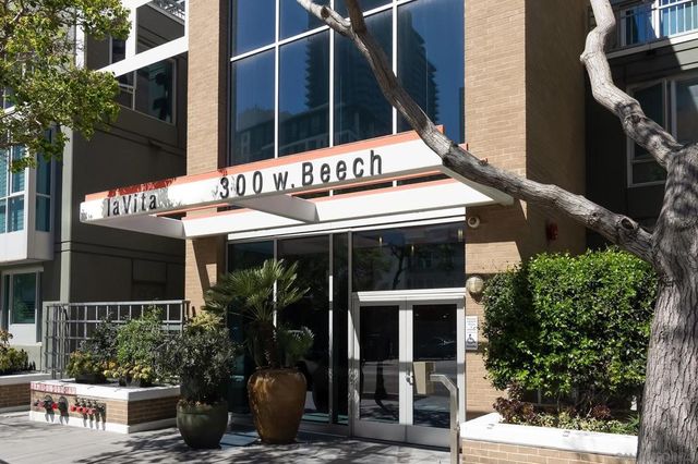 300 W Beech 1908, San Diego, CA 92101