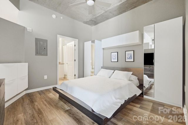 210 N Church Street 1803, Charlotte, NC 28202