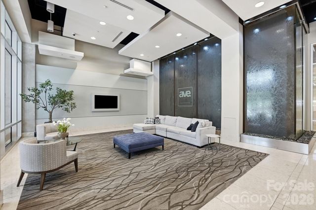 210 N Church Street 1803, Charlotte, NC 28202