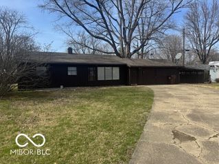 105 Willow Court, Brazil, IN 47834