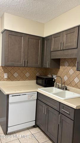 11467 FORT CAROLINE LAKES Drive N, Jacksonville, FL 32225