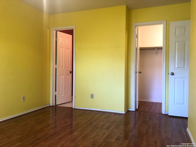 10718 VOLLMER LN, San Antonio, TX 78254