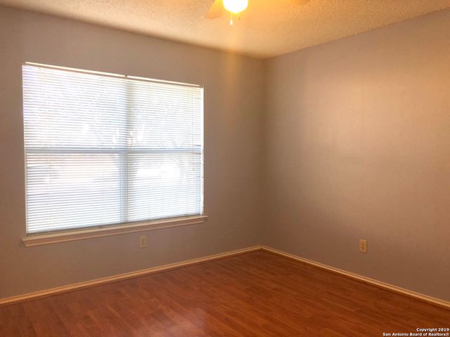 10718 VOLLMER LN, San Antonio, TX 78254