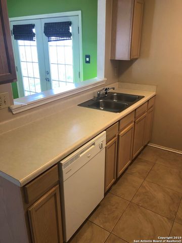 10718 VOLLMER LN, San Antonio, TX 78254