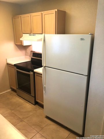 10718 VOLLMER LN, San Antonio, TX 78254