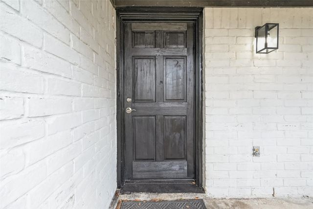 11107 Cedarview Lane, Houston, TX 77041