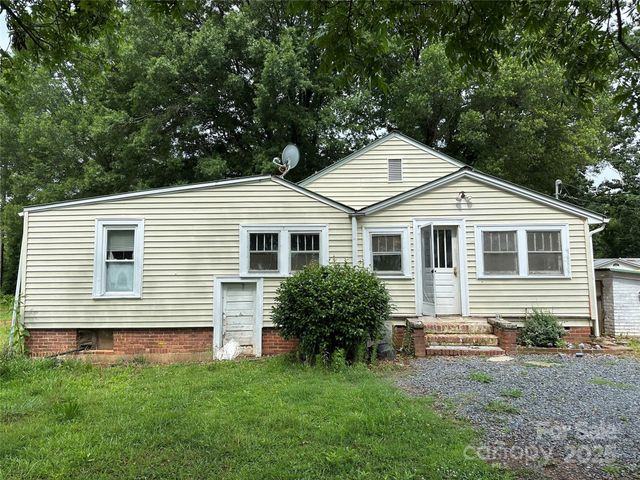 30497 Orchard Lane, Albemarle, NC 28001