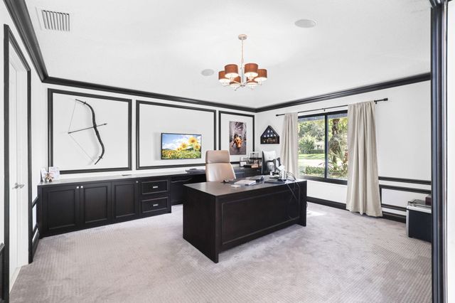 6549 Eastpointe Pines Street, Palm Beach Gardens, FL 33418