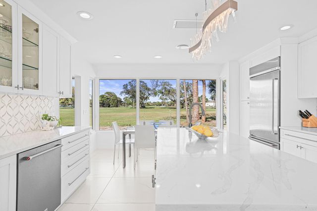 6549 Eastpointe Pines Street, Palm Beach Gardens, FL 33418