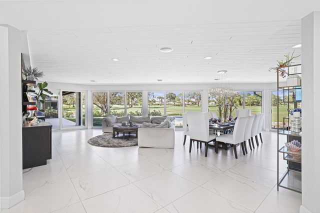 6549 Eastpointe Pines Street, Palm Beach Gardens, FL 33418