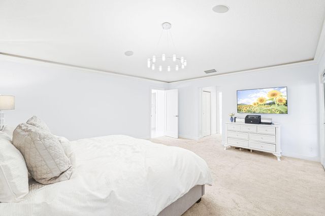 6549 Eastpointe Pines Street, Palm Beach Gardens, FL 33418