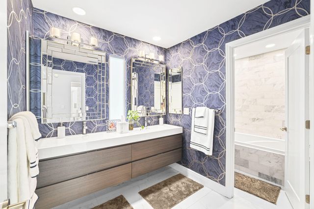 6549 Eastpointe Pines Street, Palm Beach Gardens, FL 33418