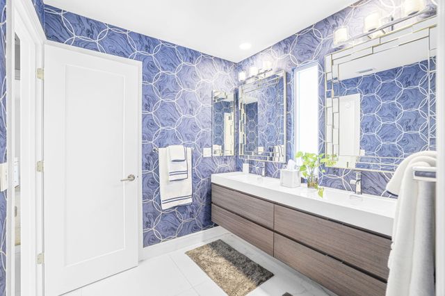 6549 Eastpointe Pines Street, Palm Beach Gardens, FL 33418