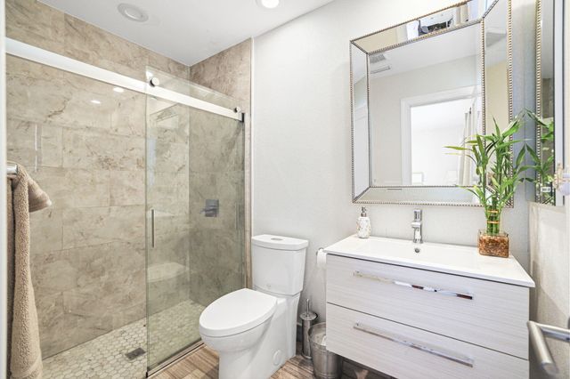 6549 Eastpointe Pines Street, Palm Beach Gardens, FL 33418