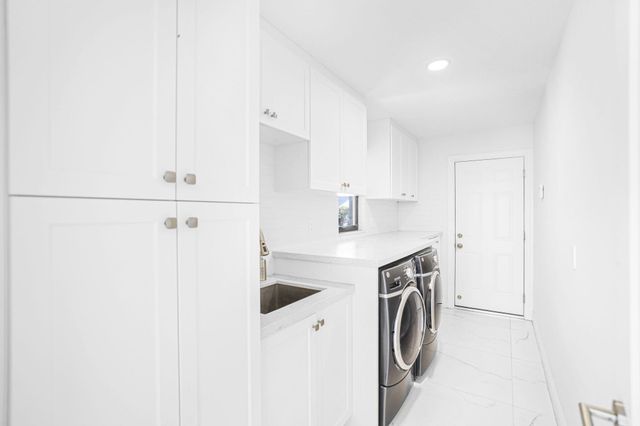 6549 Eastpointe Pines Street, Palm Beach Gardens, FL 33418