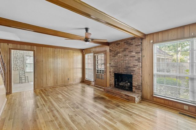9704 Catskill Road, Little Rock, AR 72227