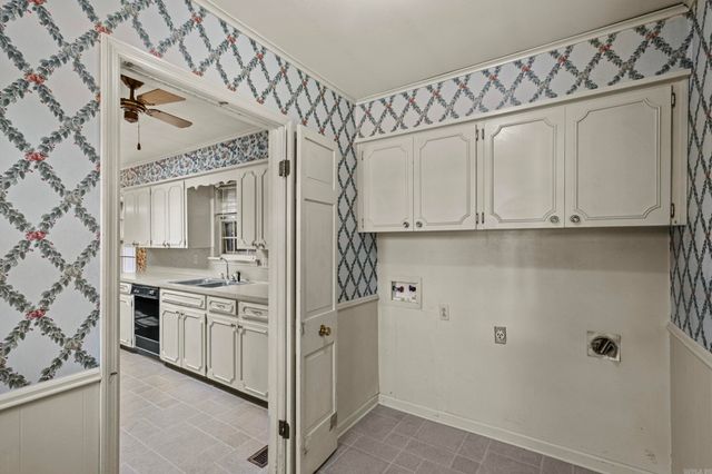 9704 Catskill Road, Little Rock, AR 72227
