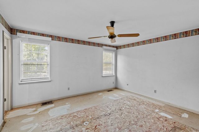 9704 Catskill Road, Little Rock, AR 72227