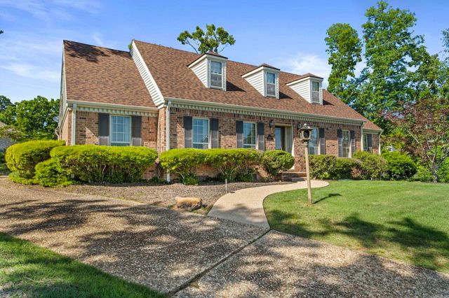9704 Catskill Road, Little Rock, AR 72227