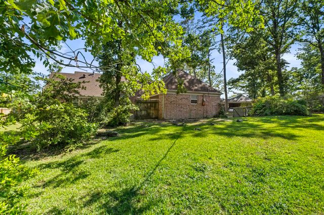 9704 Catskill Road, Little Rock, AR 72227
