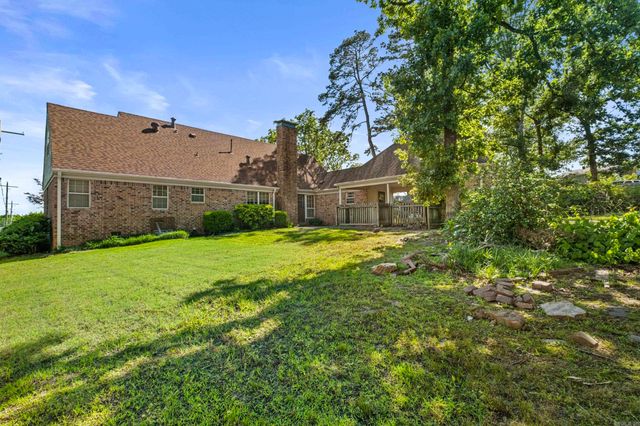 9704 Catskill Road, Little Rock, AR 72227