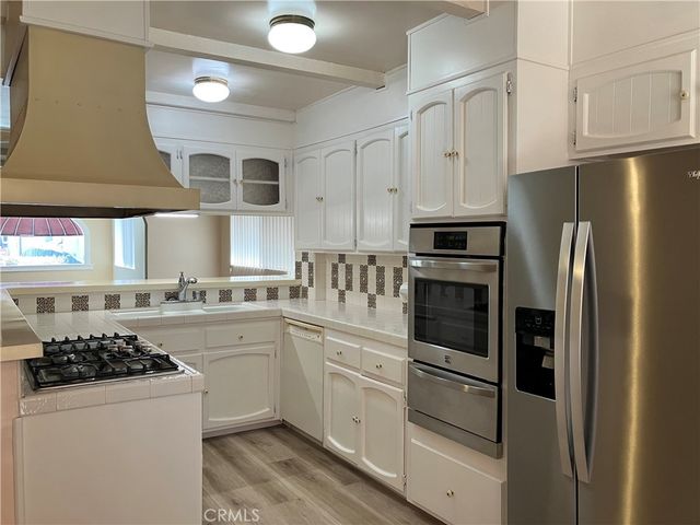 205 18th Street, Manhattan Beach, CA 90266