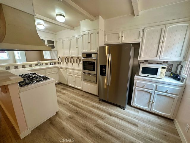 205 18th Street, Manhattan Beach, CA 90266