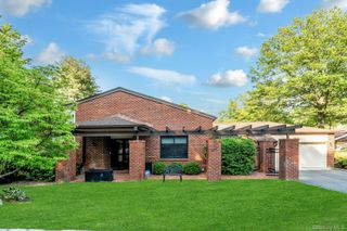177 Gannet Court Belaire, Manhasset, NY 11030