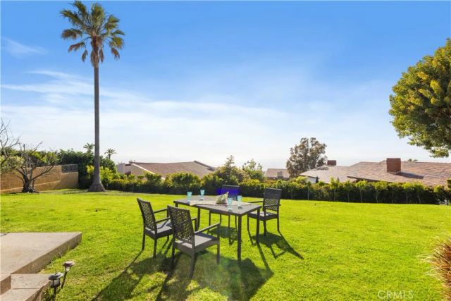 1465 Via Coronel, Palos Verdes Estates, CA 90274