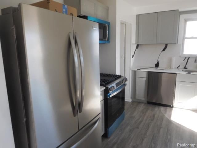 13680 Borgman Street, Oak Park, MI 48237