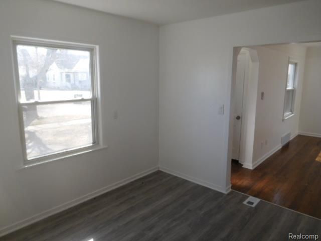 13680 Borgman Street, Oak Park, MI 48237