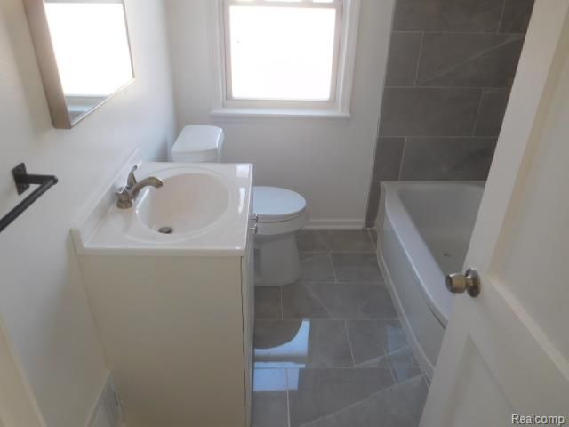 13680 Borgman Street, Oak Park, MI 48237