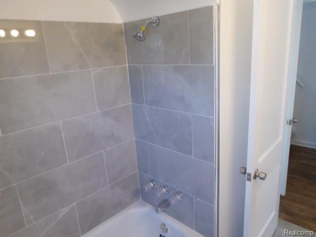 13680 Borgman Street, Oak Park, MI 48237