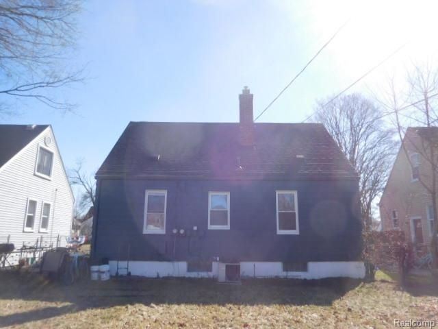 13680 Borgman Street, Oak Park, MI 48237