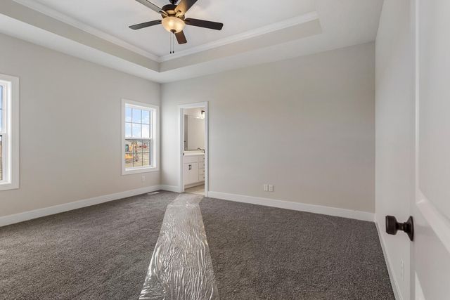 2009 Roseland Drive, Mahomet, IL 61853