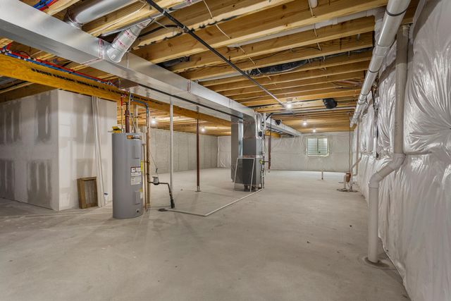 2009 Roseland Drive, Mahomet, IL 61853