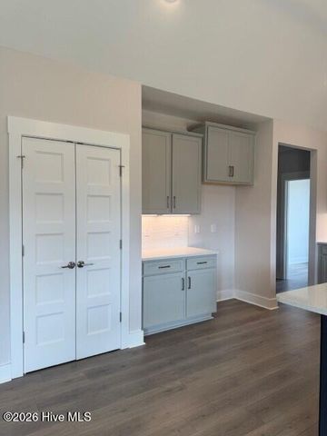 150 Cripple Creek Drive, Peletier, NC 28584