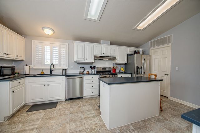 27250 Murrieta Road 304, Menifee, CA 92586